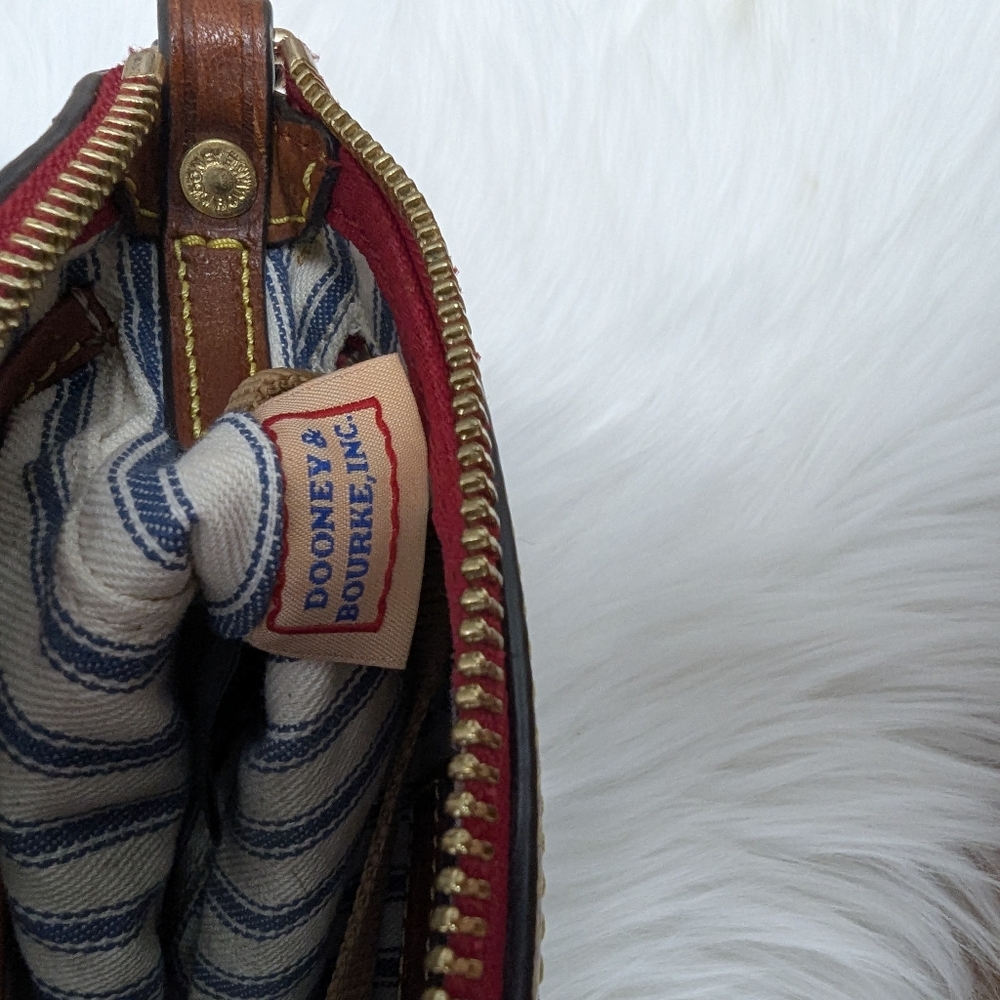 Dooney And Bourke Wayfarer Domed Crossbody Taupe Tan - Picture 4 of 4